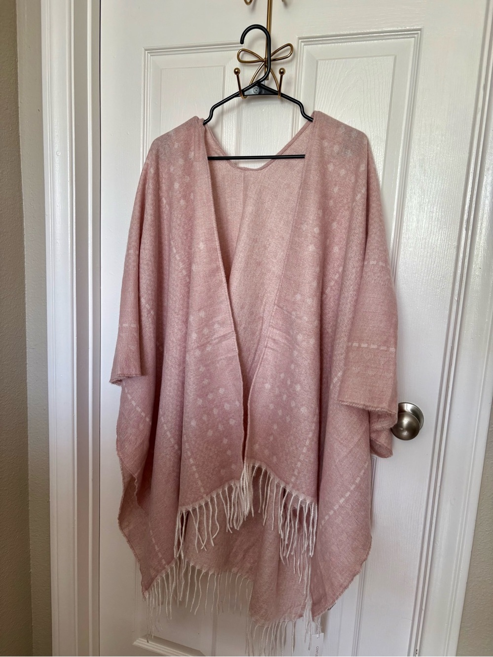 Gentle Fawn Dusty Rose Fringe Poncho